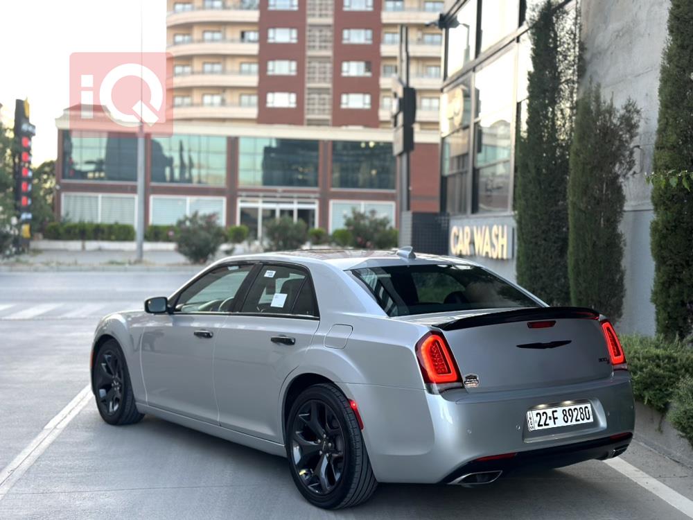 Chrysler 300